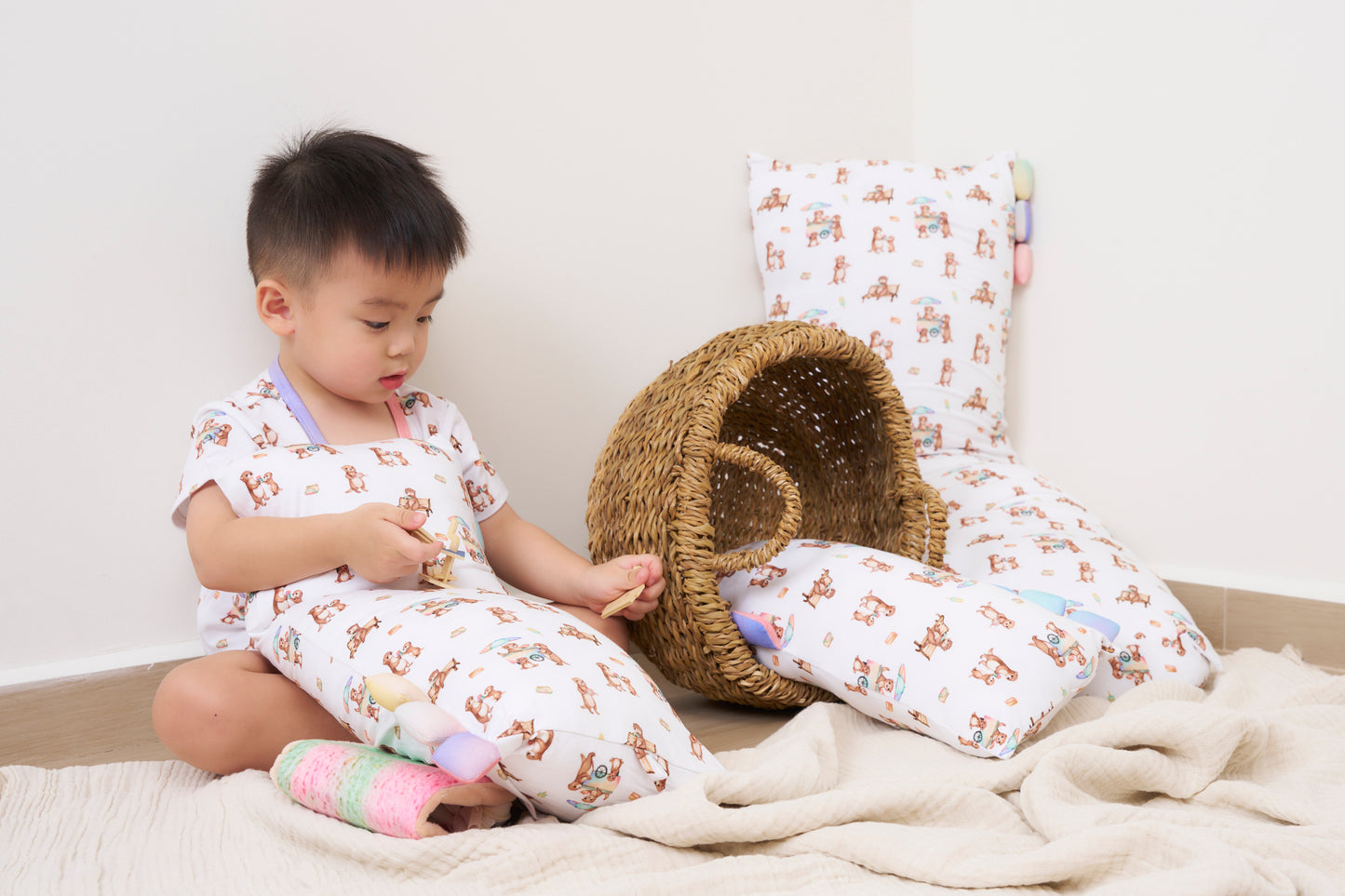 Otters Jiak Ice Cream - Day Wear Set