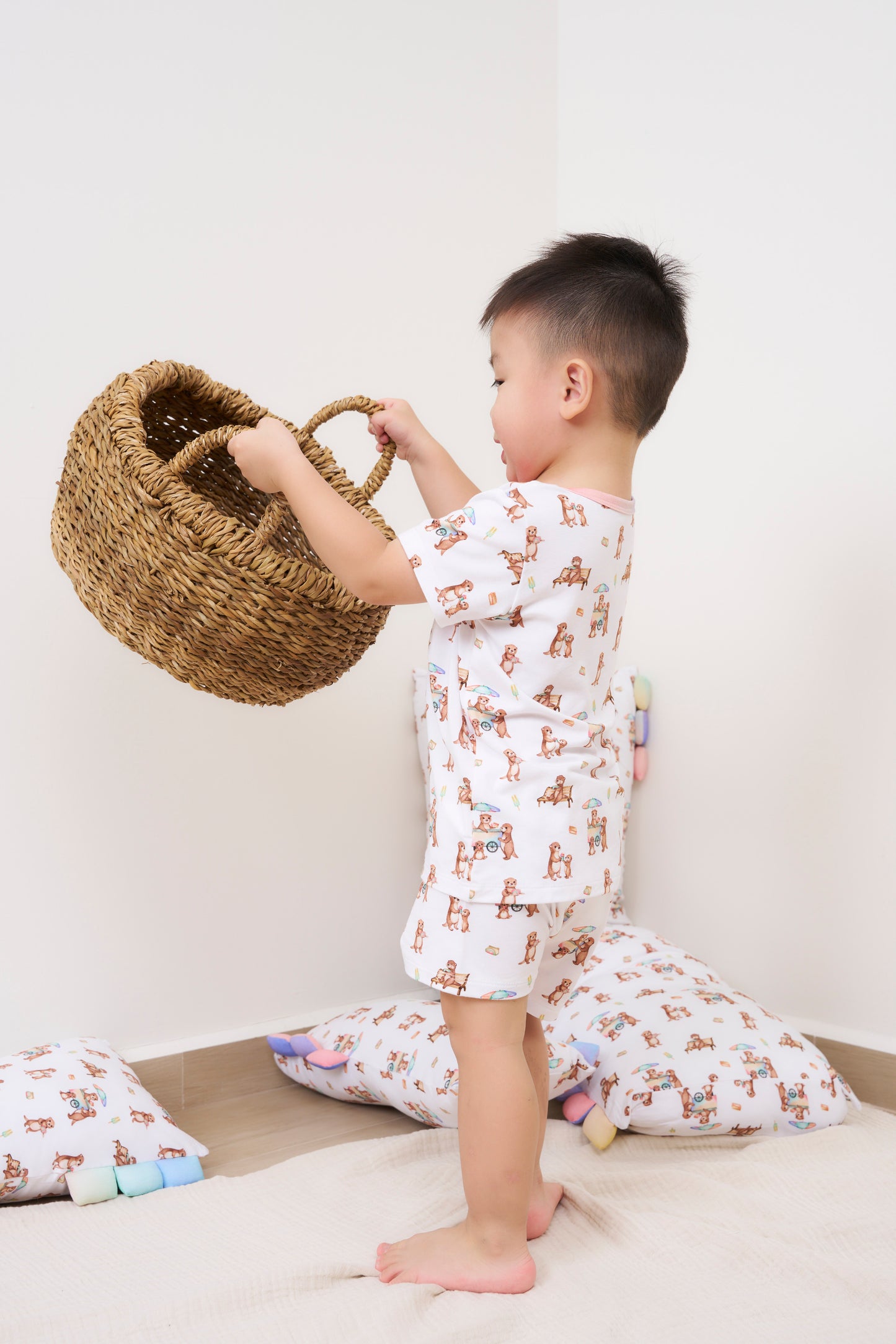 Otters Jiak Ice Cream - Day Wear Set