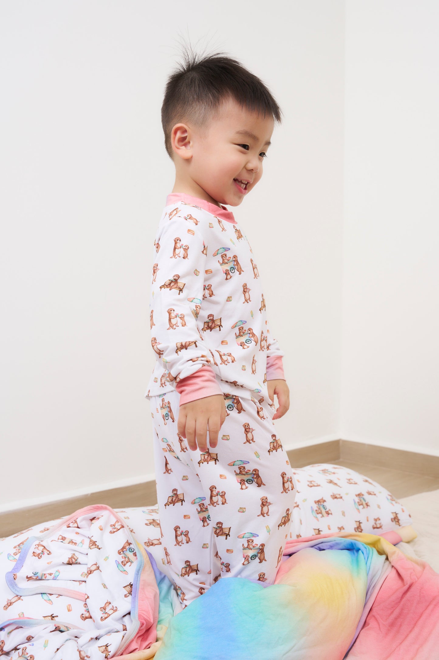 Otters Jiak Ice Cream - Pyjamas Set