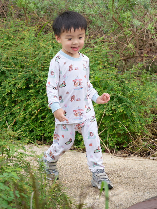 Otters in the Carnival - Pyjamas Set